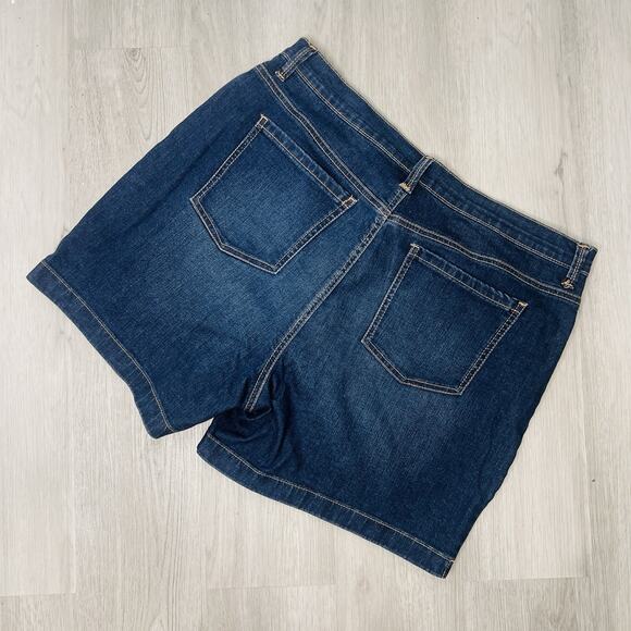 Gloria Vanderbilt All Around Slimming Effect Jean Amanda Shorts Blue- No Tag - Picture 5 of 8